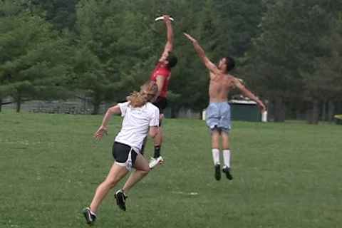 Pick-up game no look throw