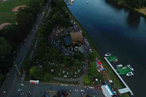 Jumpin Jacks at 90 meters
